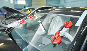 Mobile Windshield Repair at Hutto TX 78634